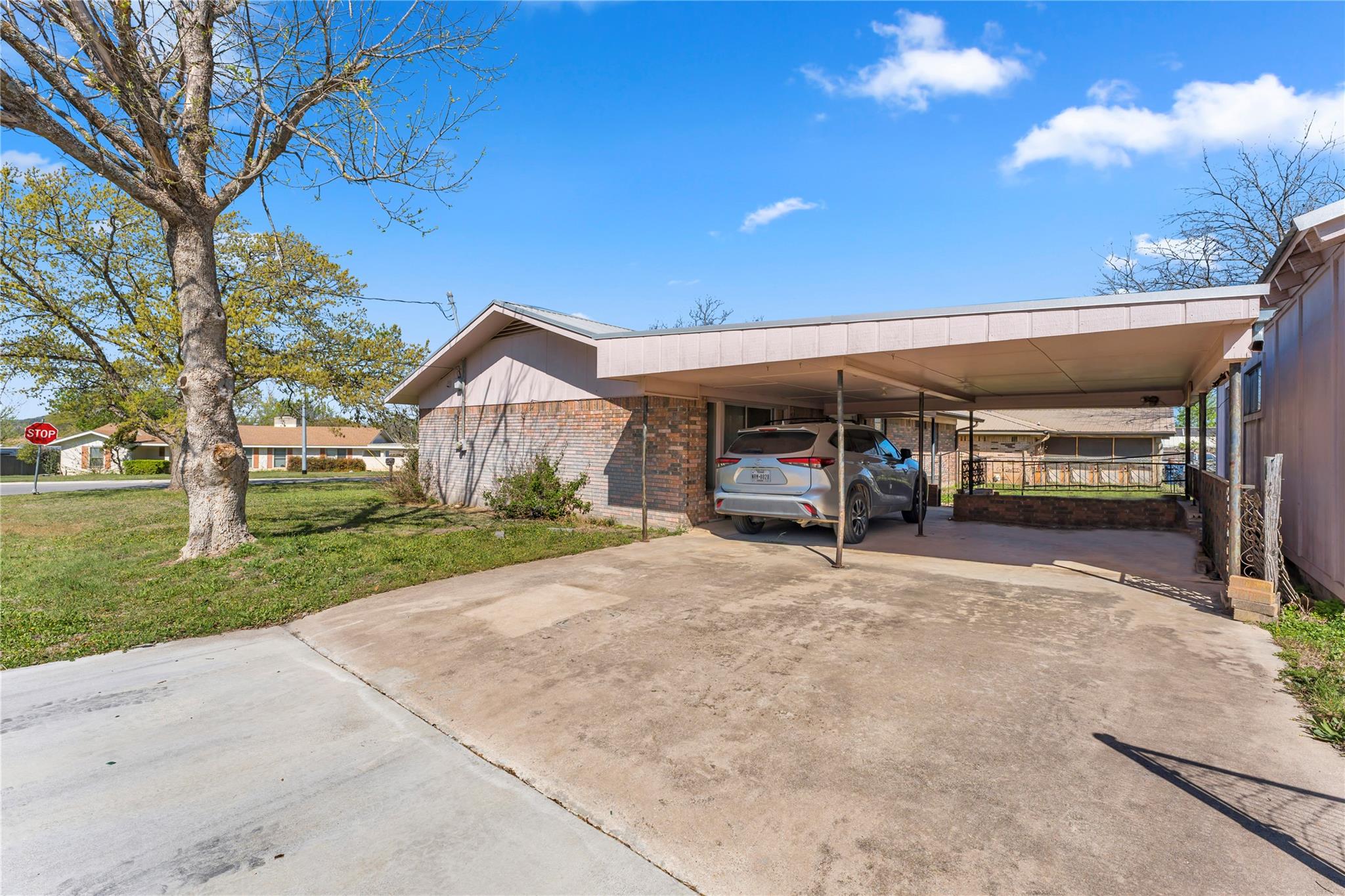 901 N Hill Street Burnet TX 78611