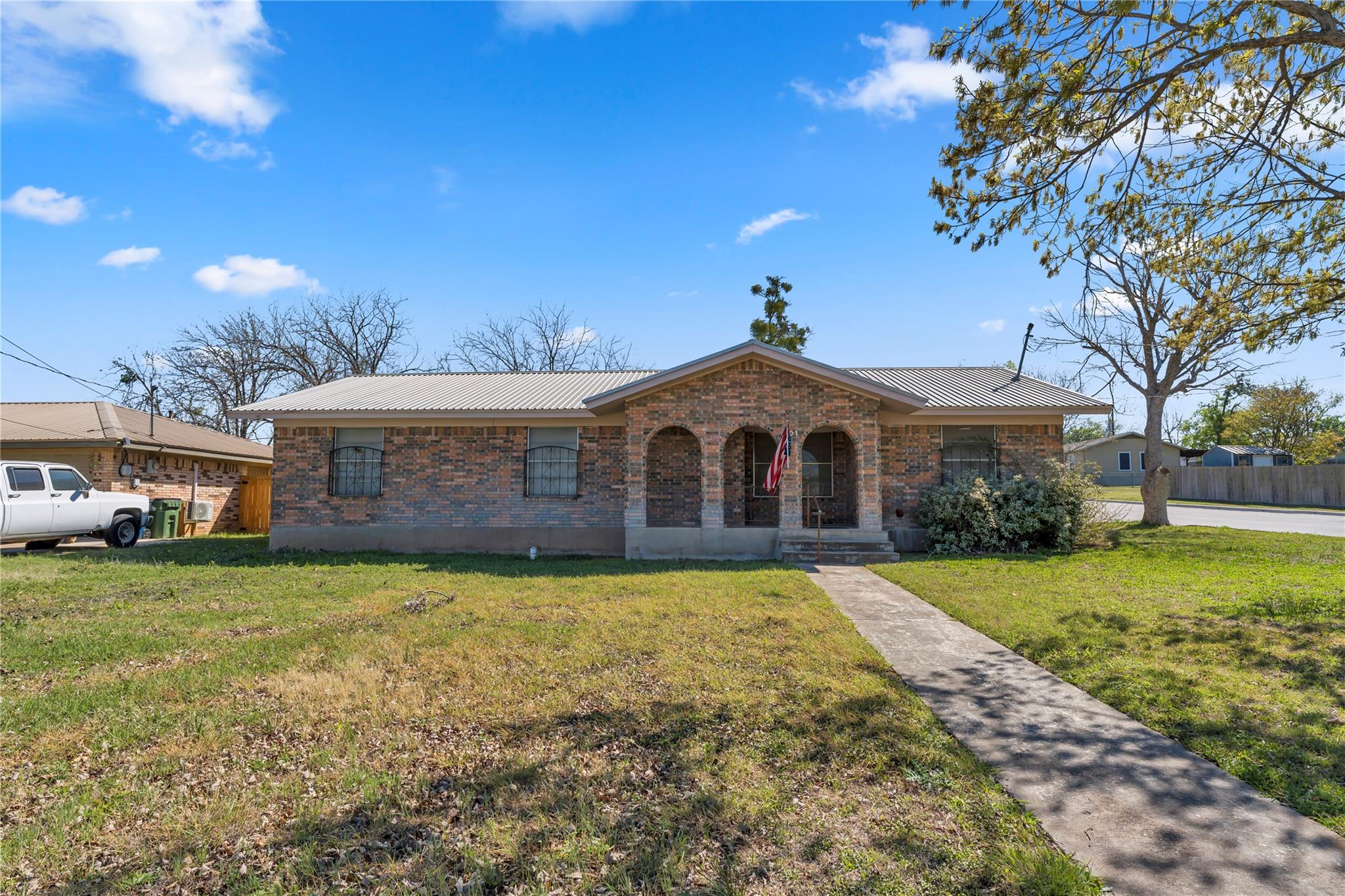 901 N Hill Street Burnet TX 78611