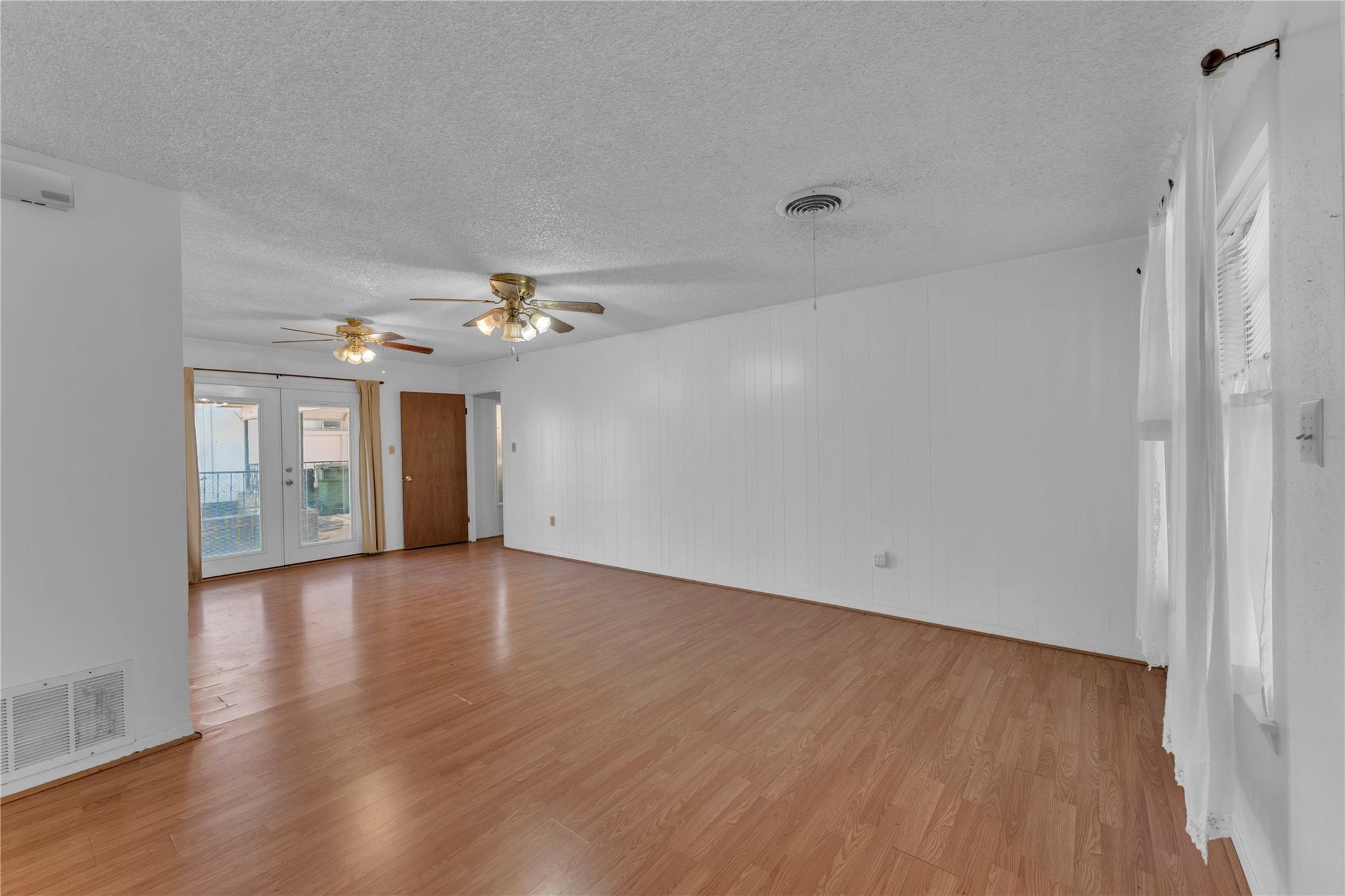 901 N Hill Street Burnet TX 78611