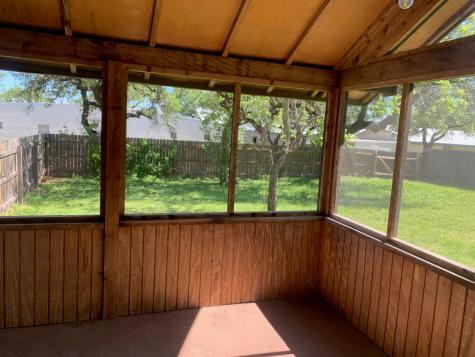435 N West Street Bertram TX 78605