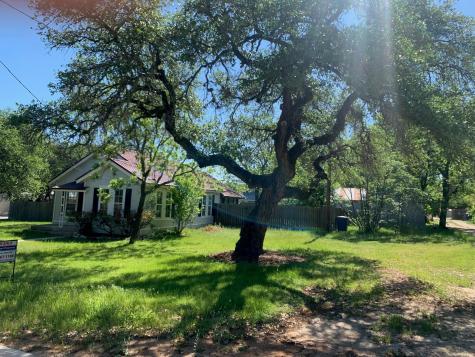 435 N West Street Bertram TX 78605