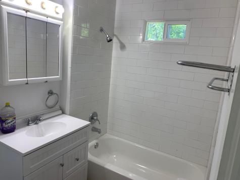 435 N West Street Bertram TX 78605