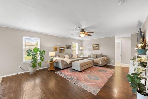 605 Holbrooke Street Hutto TX 78634