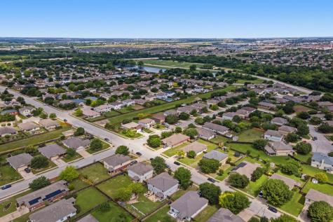 605 Holbrooke Street Hutto TX 78634