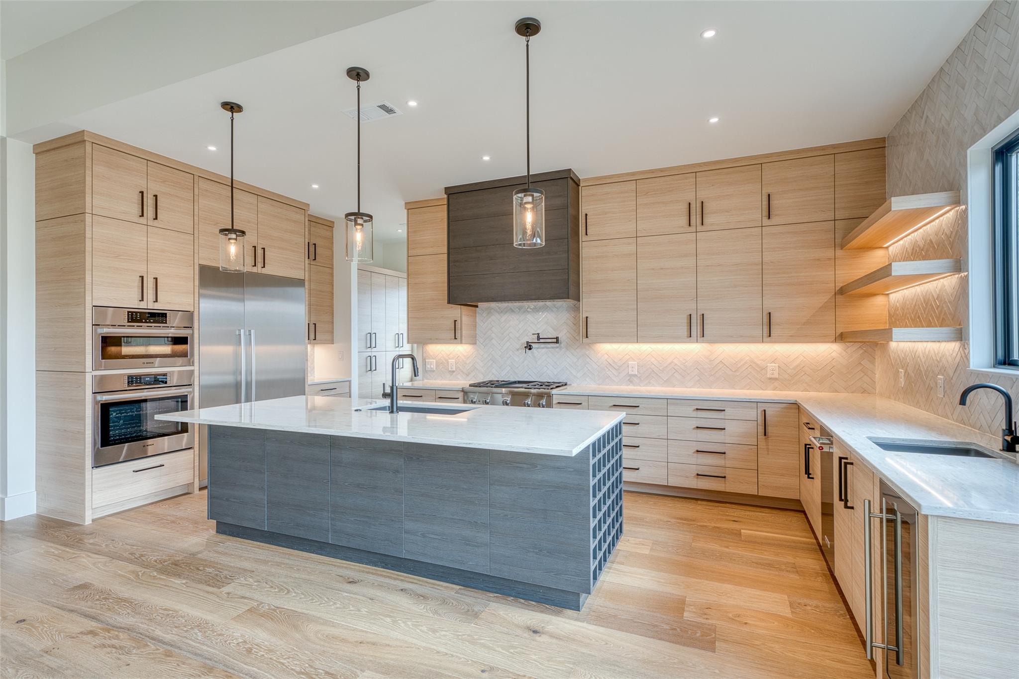 3504 Bay West Boulevard Horseshoe Bay TX 78657