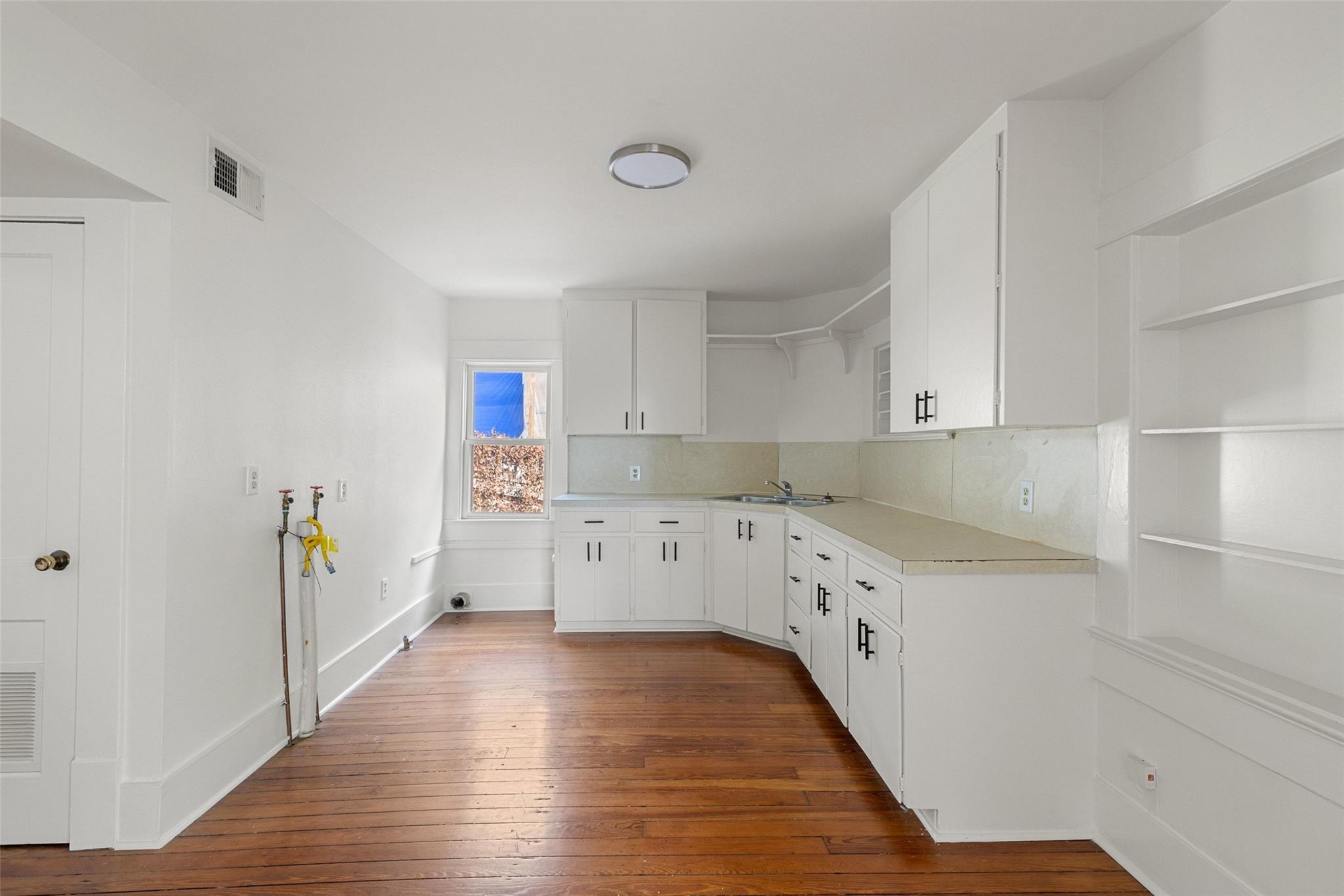 613 Baylor Street Austin TX 78703