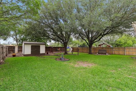112 Kalis Cove Buda TX 78610