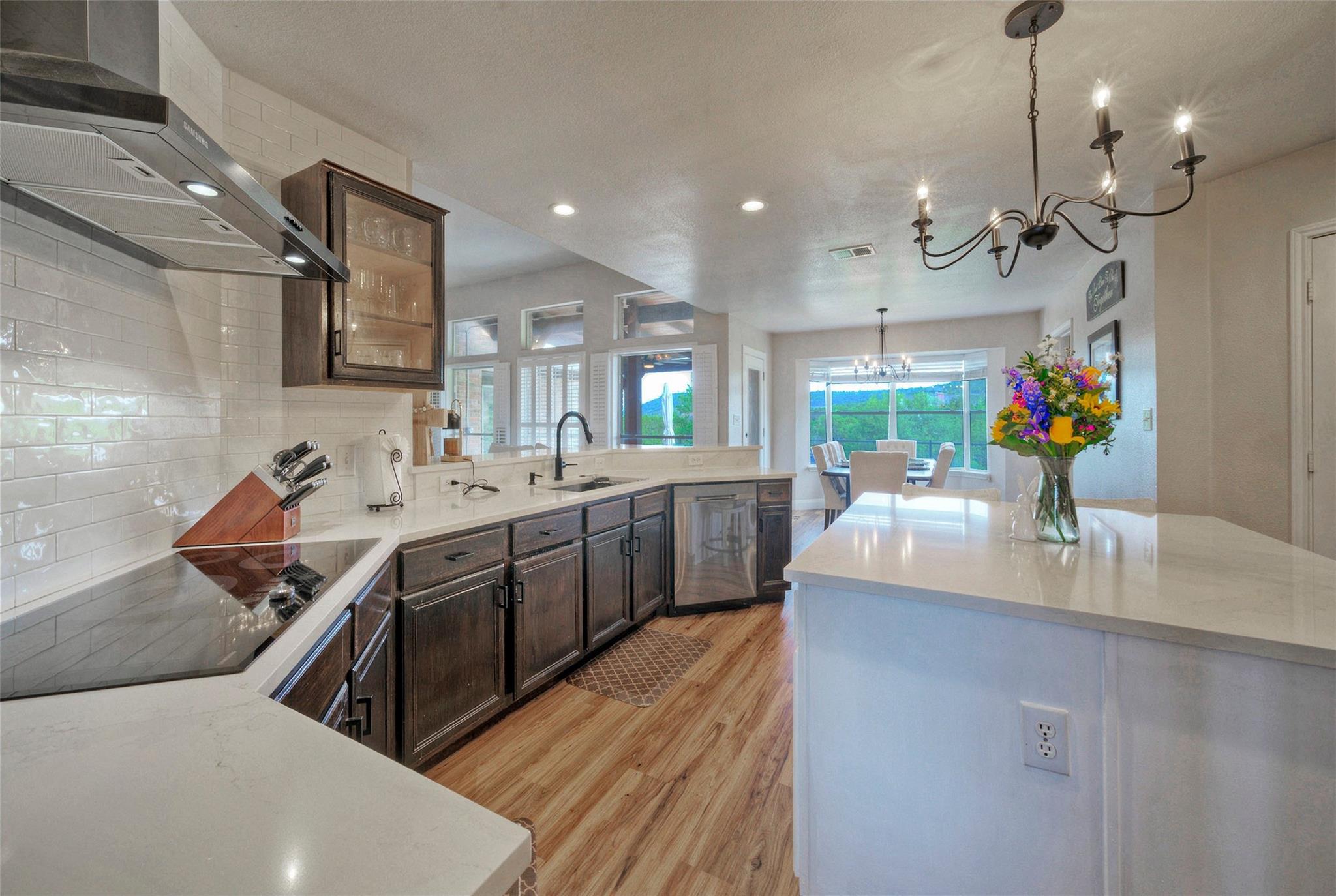 511 Chaneys Crossing Bertram TX 78605