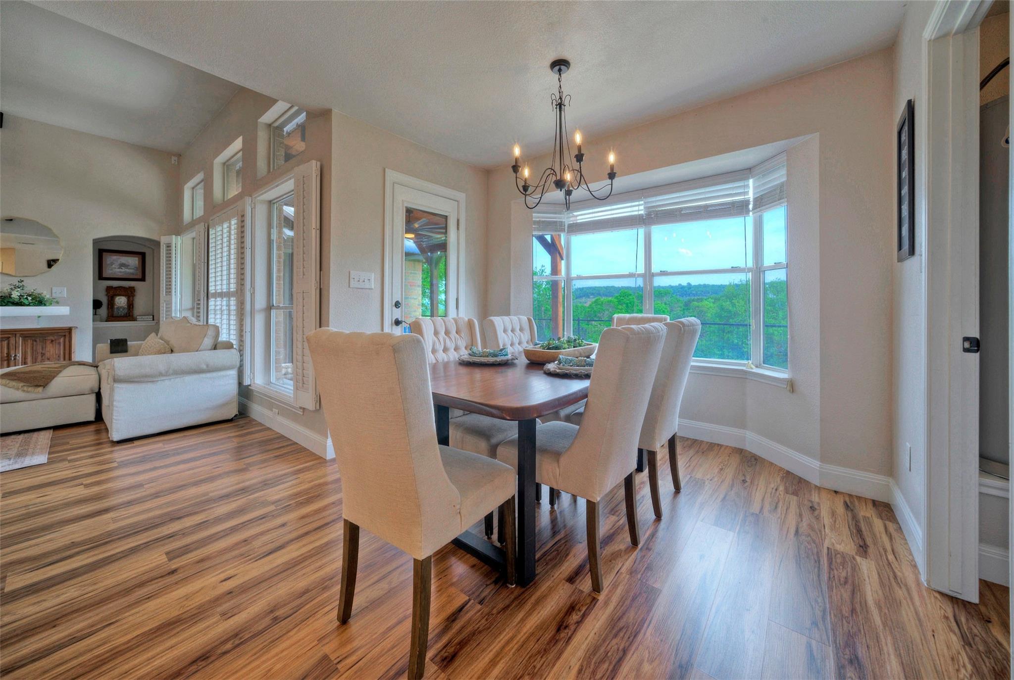511 Chaneys Crossing Bertram TX 78605