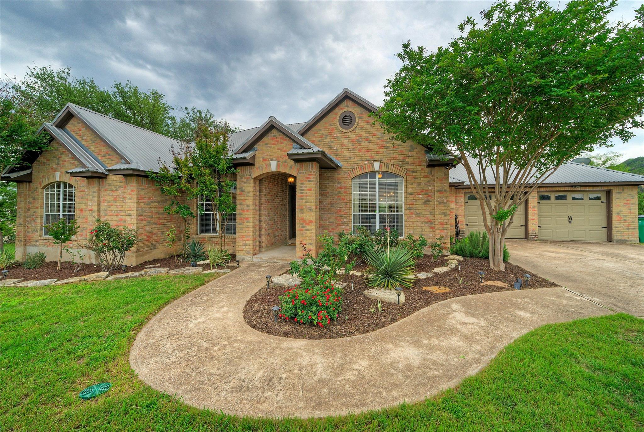 511 Chaneys Crossing Bertram TX 78605