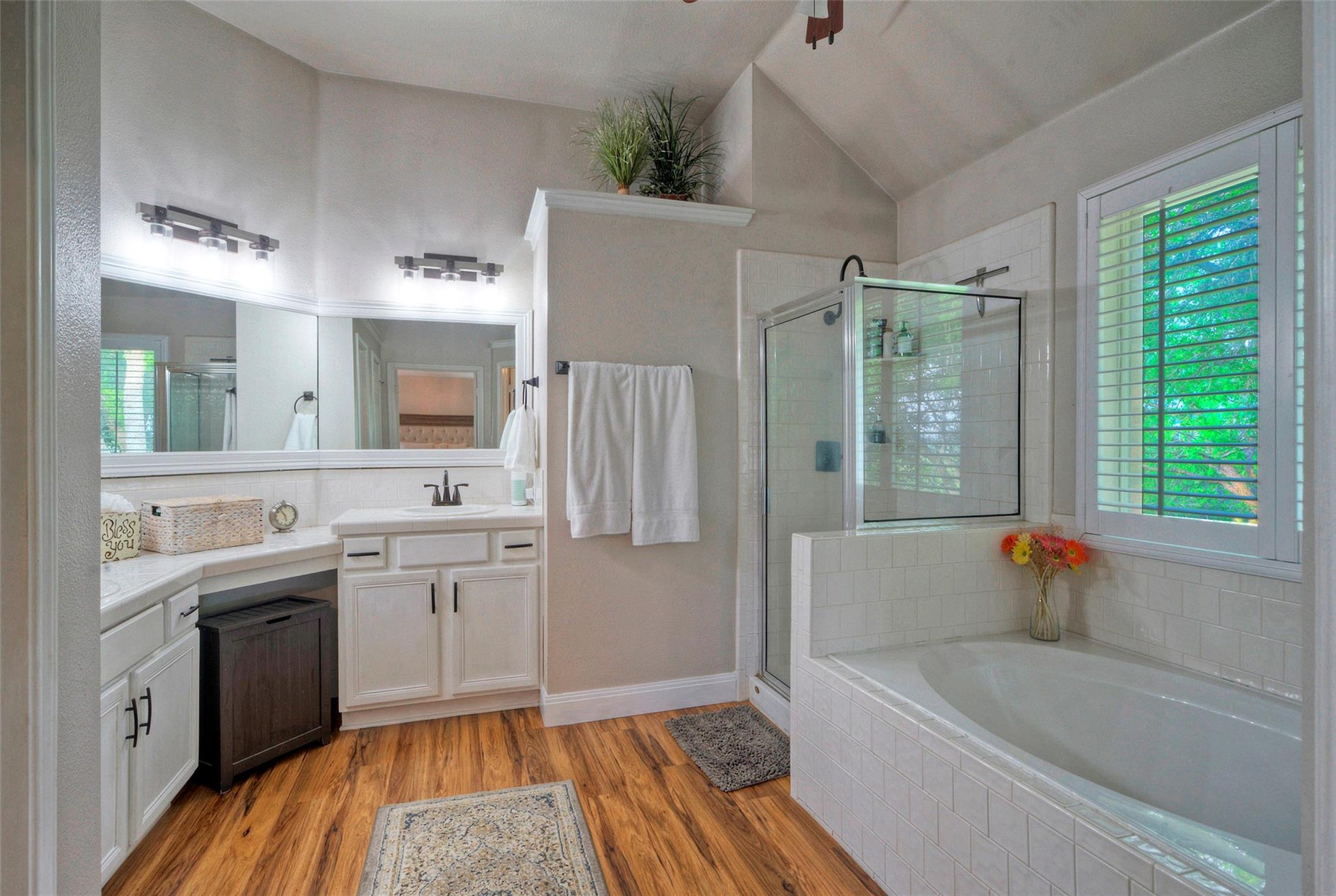 511 Chaneys Crossing Bertram TX 78605