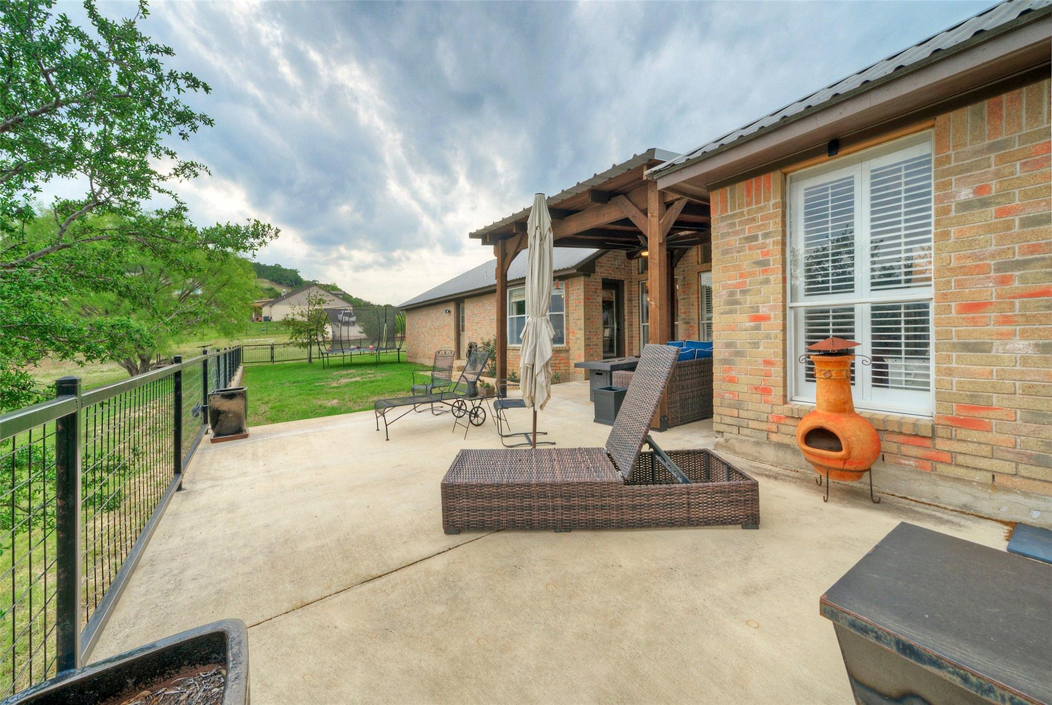 511 Chaneys Crossing Bertram TX 78605