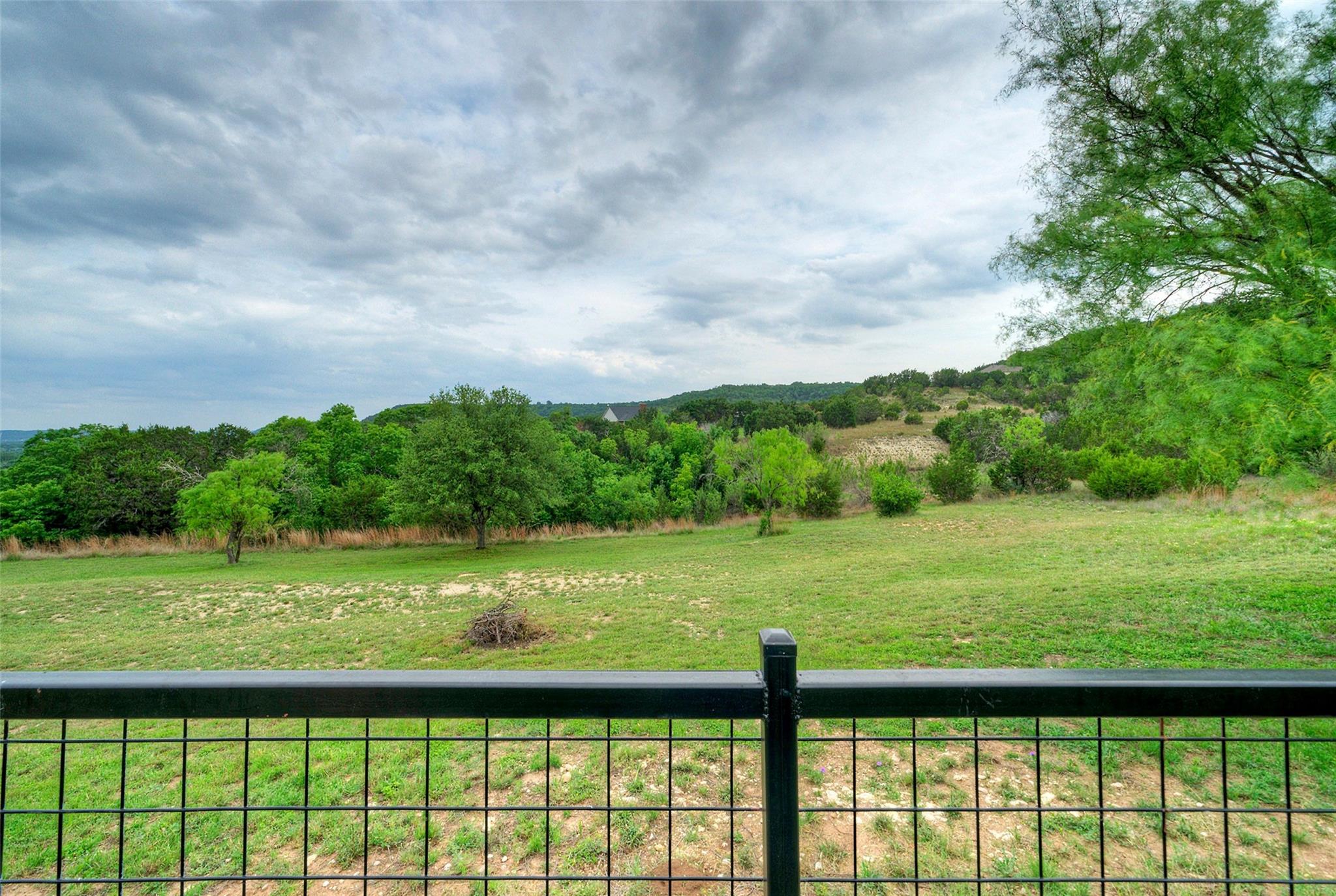 511 Chaneys Crossing Bertram TX 78605