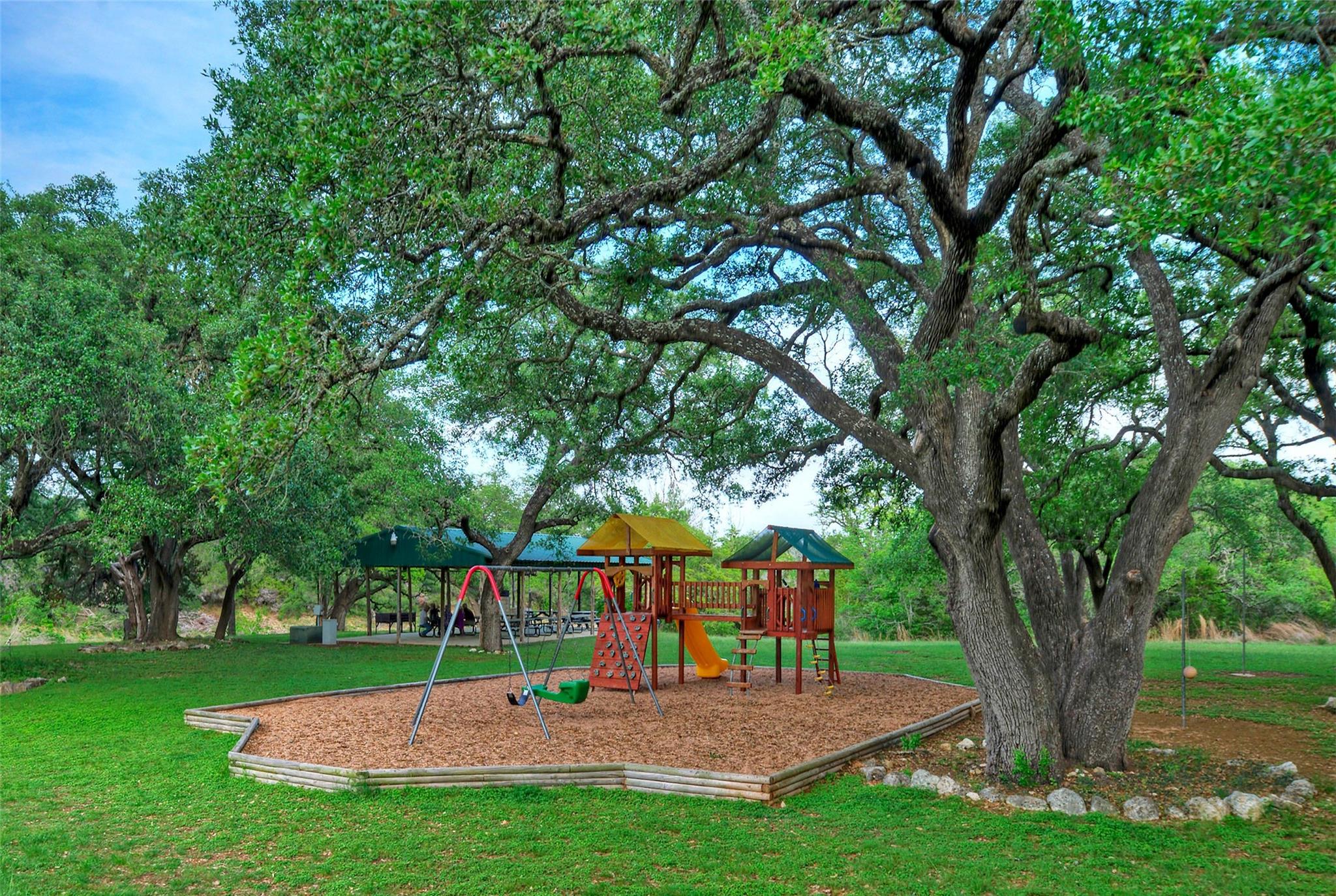 511 Chaneys Crossing Bertram TX 78605