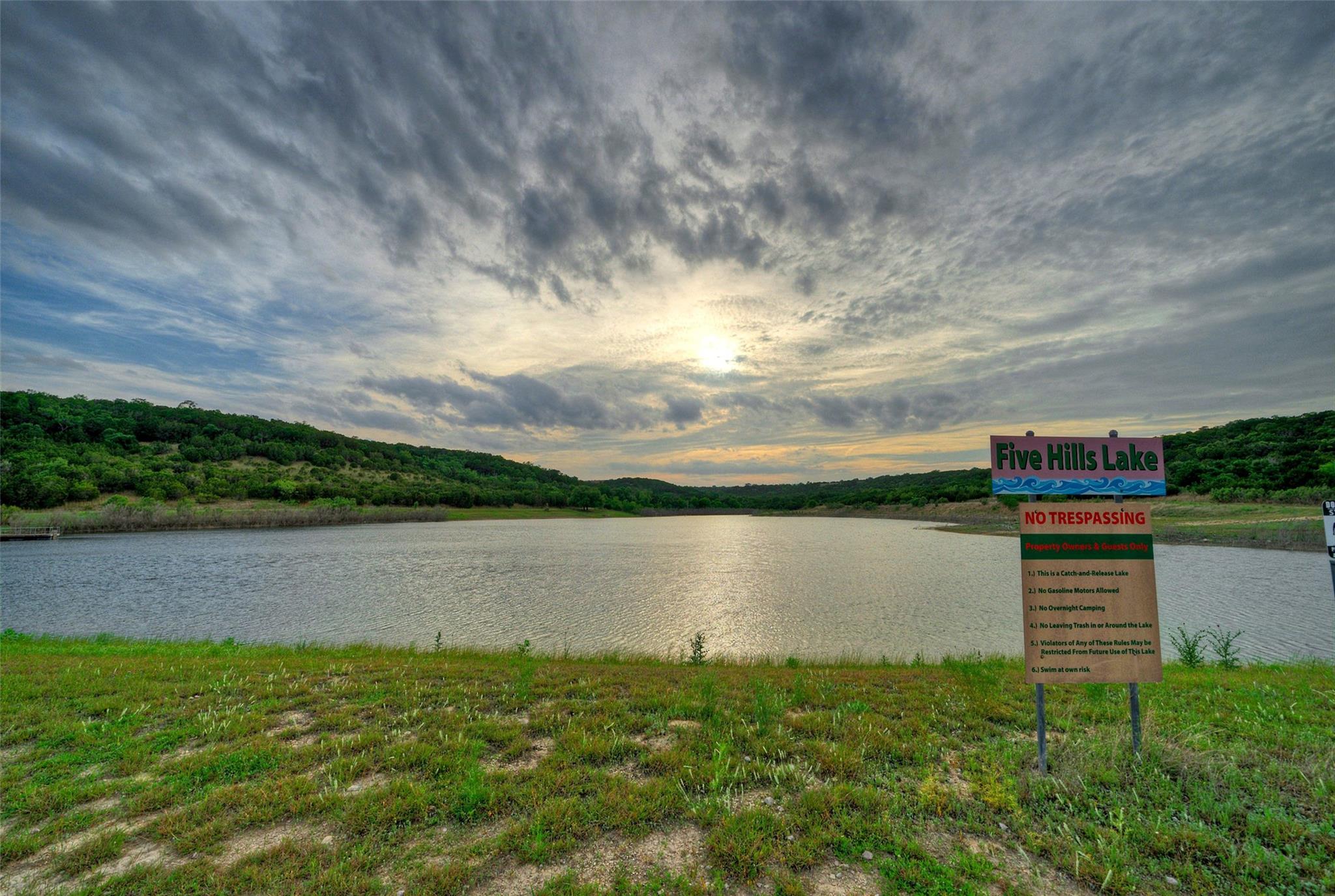 511 Chaneys Crossing Bertram TX 78605