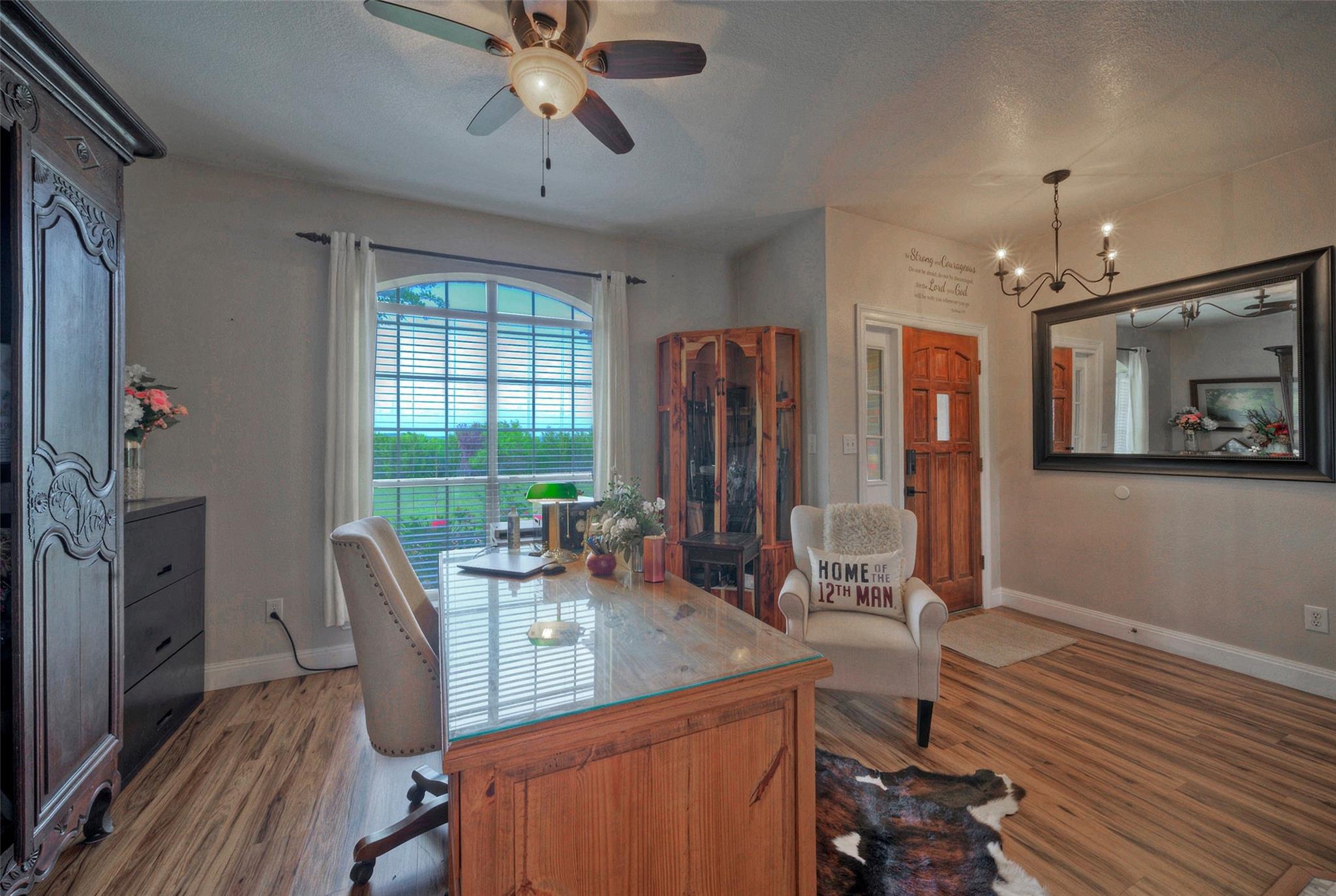 511 Chaneys Crossing Bertram TX 78605