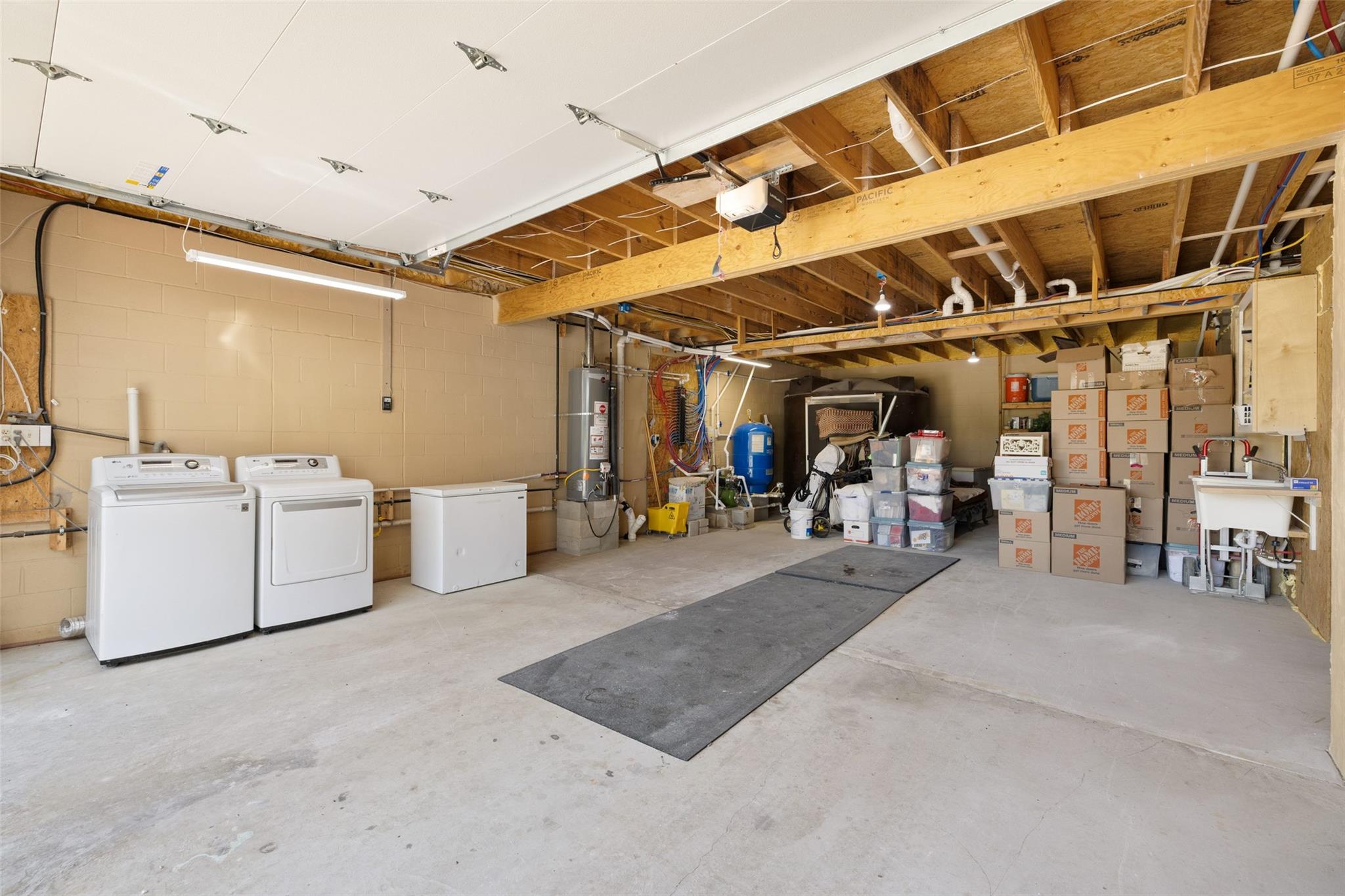 2124 Crabapple Road Blanco TX 78606