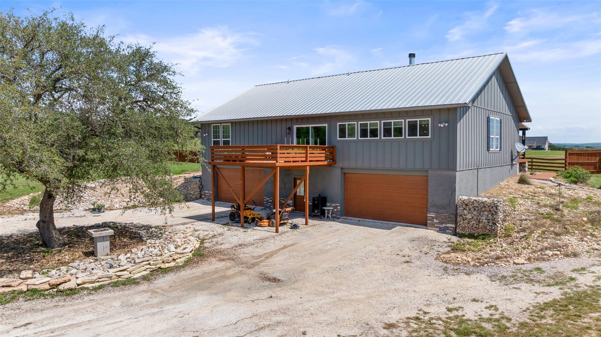 2124 Crabapple Road Blanco TX 78606