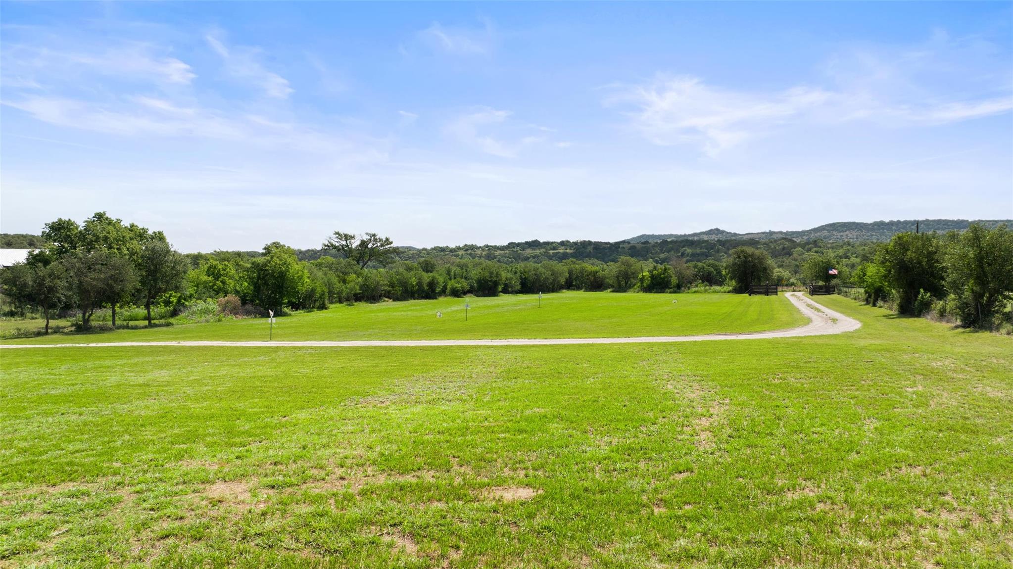 2124 Crabapple Road Blanco TX 78606