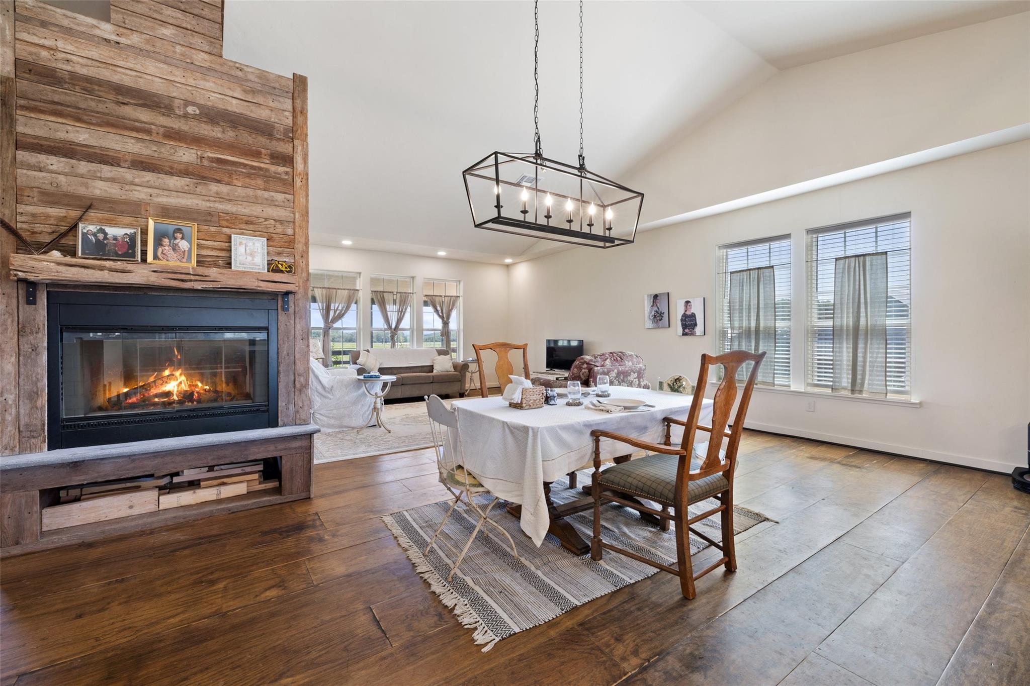 2124 Crabapple Road Blanco TX 78606
