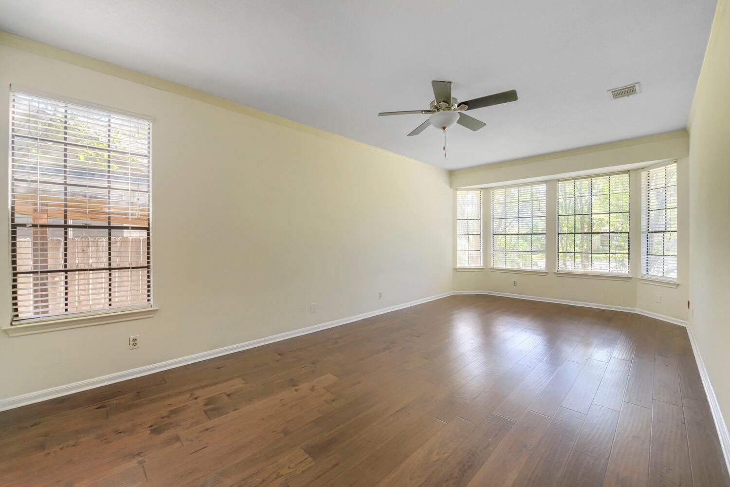 5806 Abilene Trail Austin TX 78749
