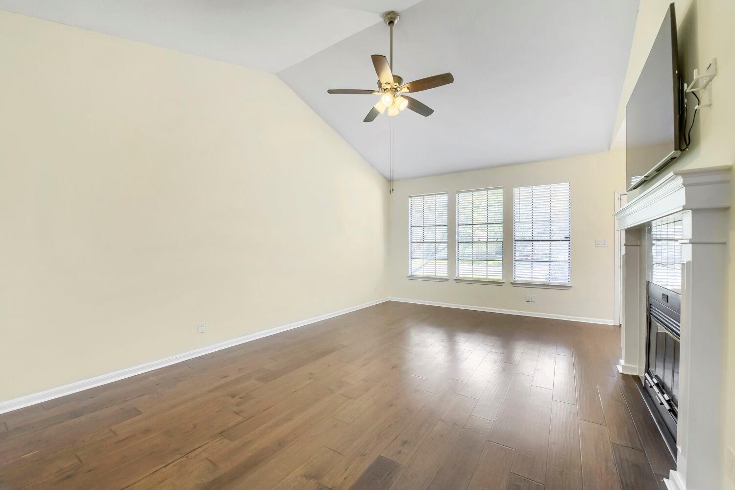 5806 Abilene Trail Austin TX 78749
