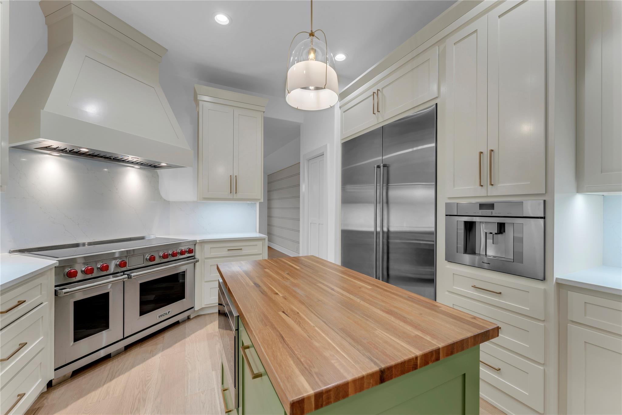 406 Ancient Oaks Drive Marble Falls TX 78654