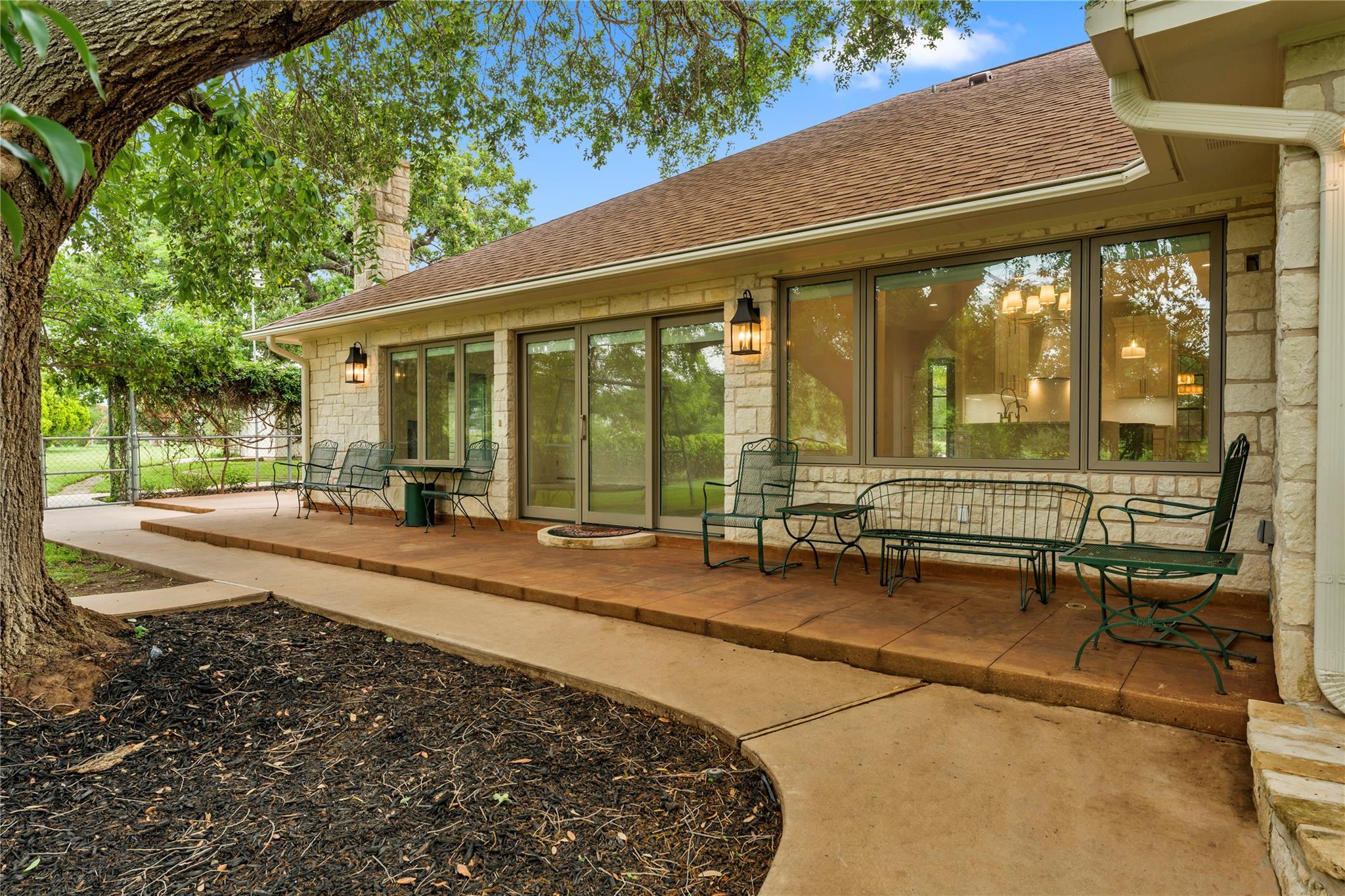 406 Ancient Oaks Drive Marble Falls TX 78654