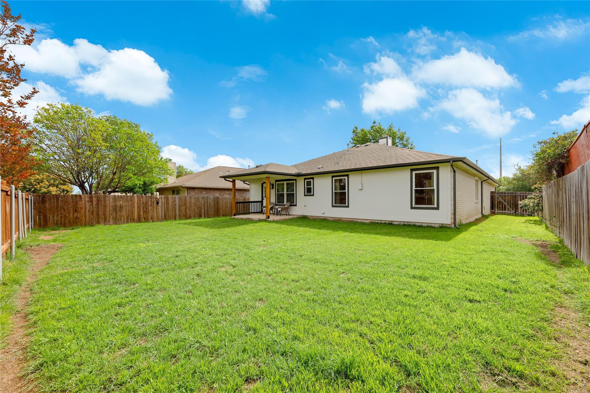 1903 Mir Woods Drive Leander TX 78641
