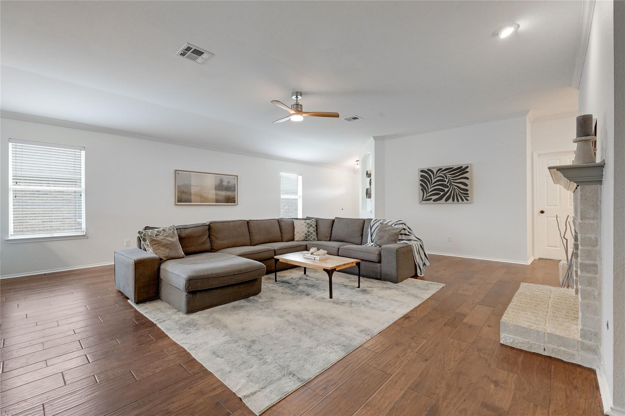 1903 Mir Woods Drive Leander TX 78641