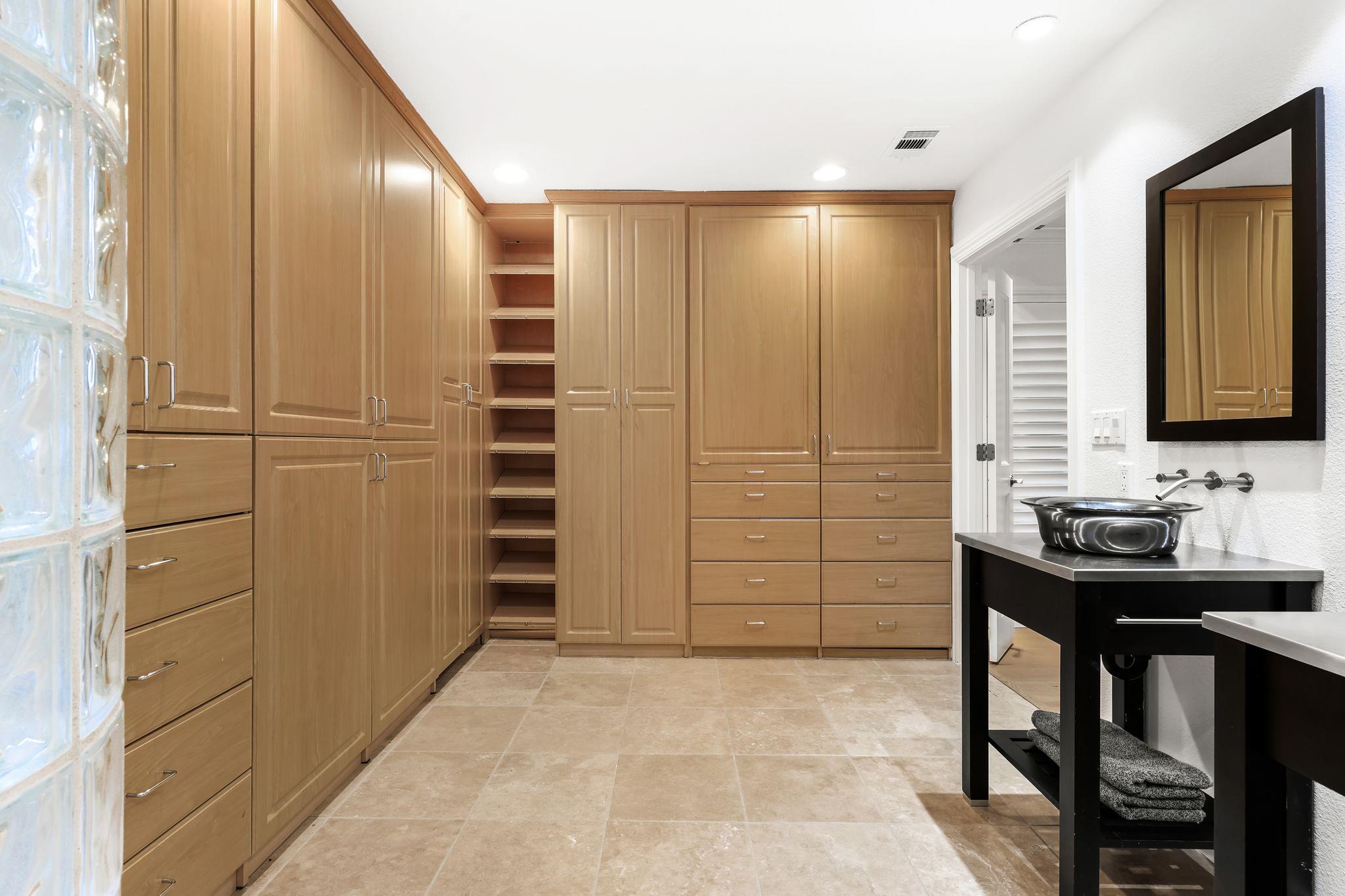 3112 Eanes Circle Austin TX 78746