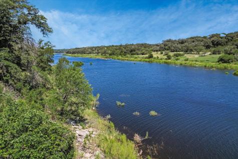 24240 Spur Trail Spicewood TX 78669