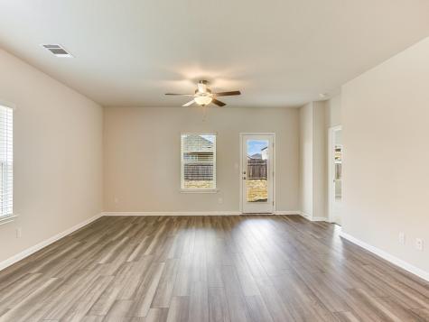 111 Holmby Drive Hutto TX 78634