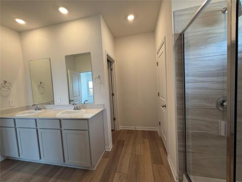 111 Holmby Drive Hutto TX 78634
