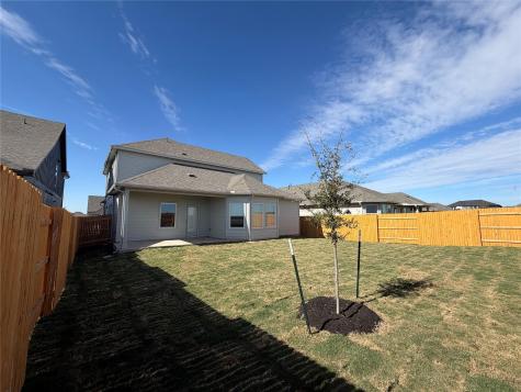 111 Holmby Drive Hutto TX 78634