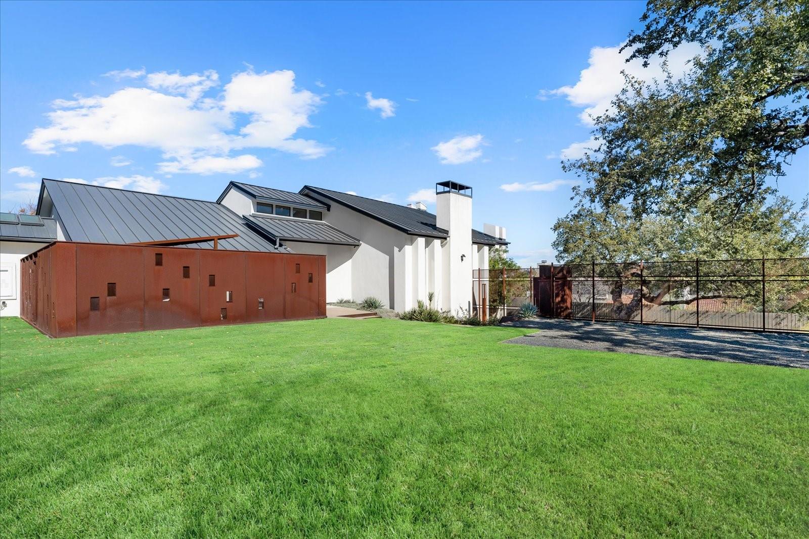 2100 Headwater Lane Austin TX 78746