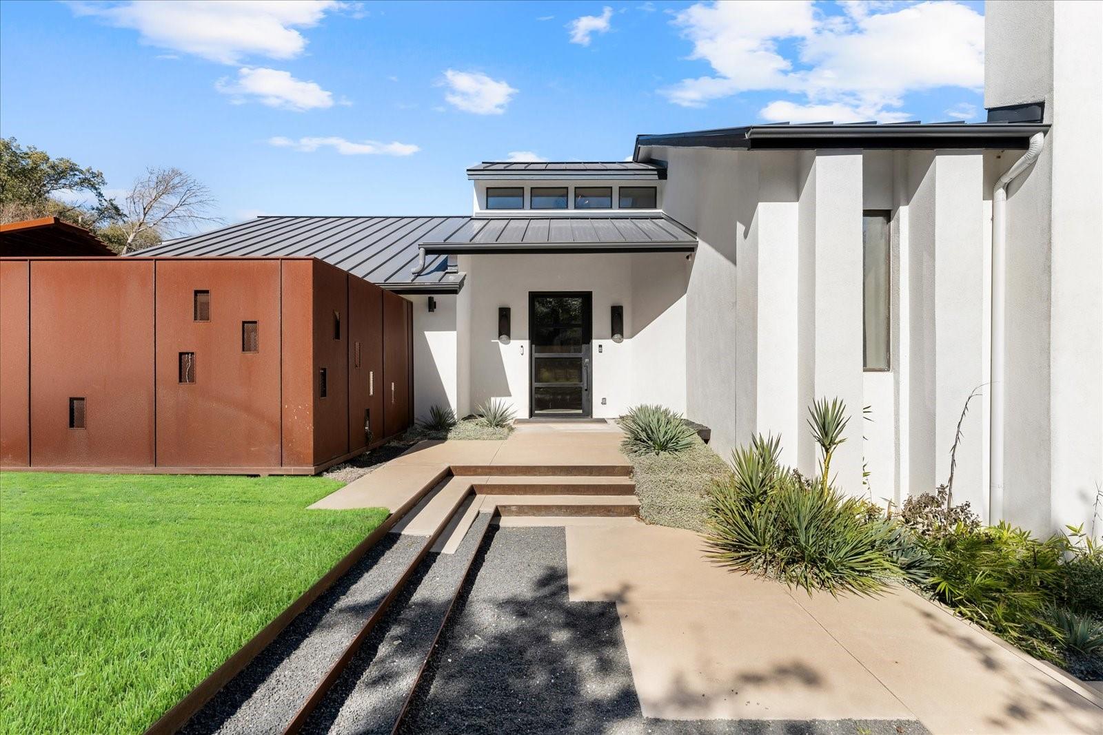 2100 Headwater Lane Austin TX 78746