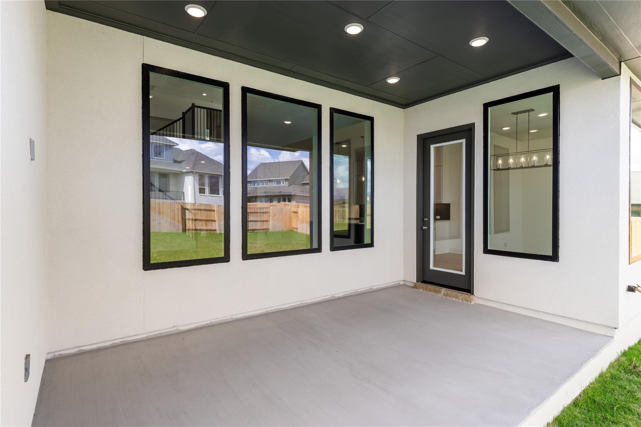 905 S Hemingway Loop Liberty Hill TX 78642