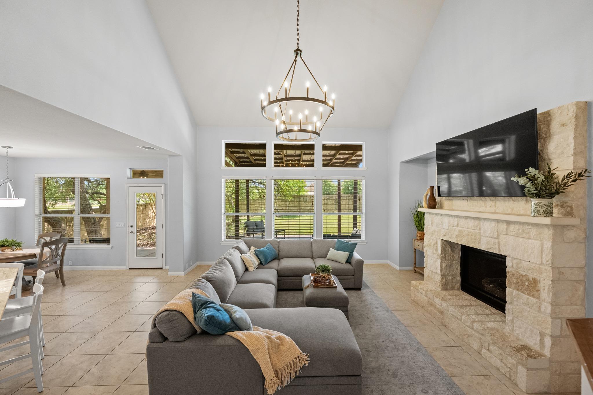 1023 Grassy Field Road Austin TX 78737