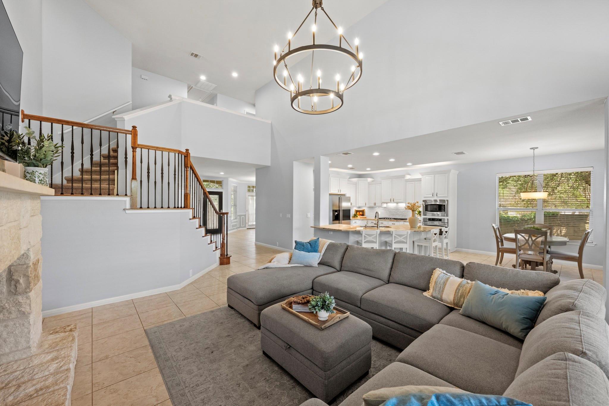 1023 Grassy Field Road Austin TX 78737