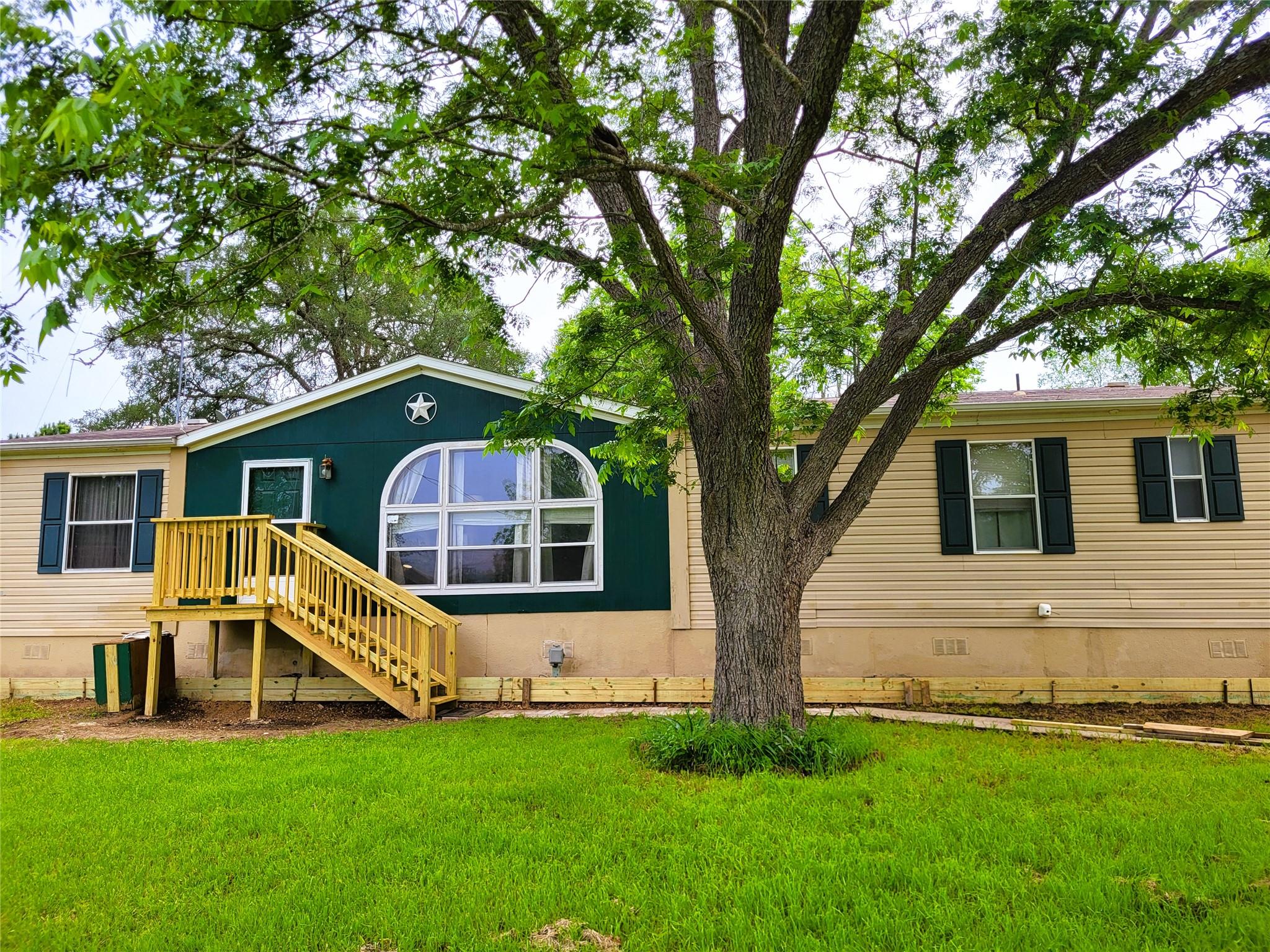 171 N Main Street N Paige TX 78659