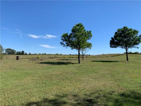 171 N Main Street N Paige TX 78659