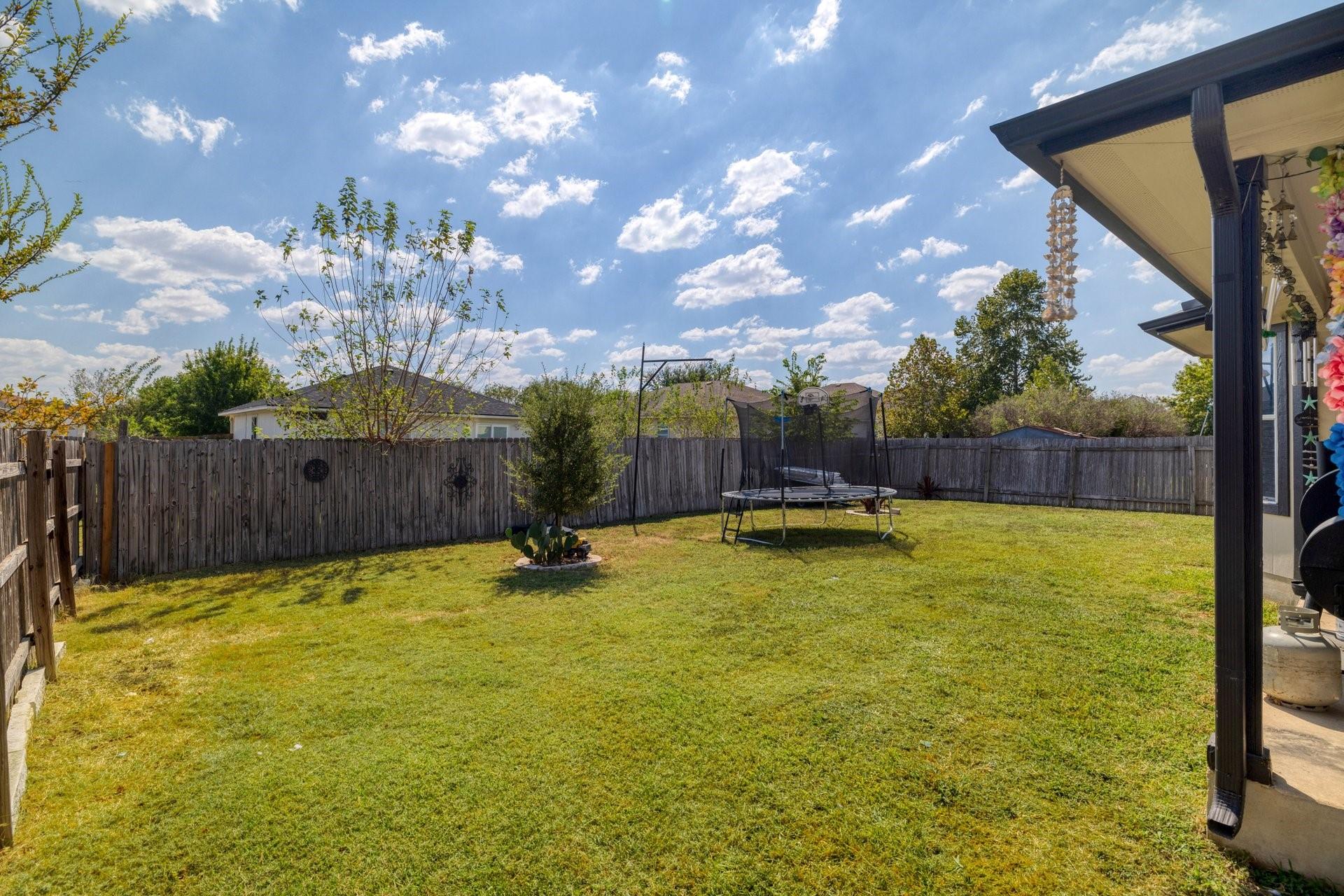 203 Endeavour Kyle TX 78640