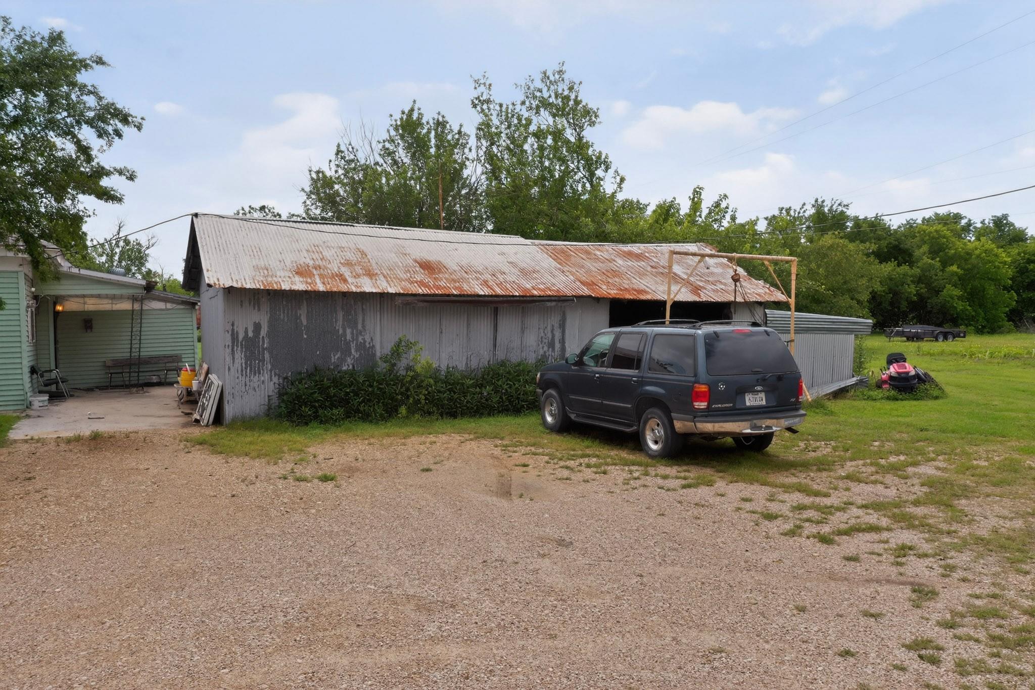711 E Clark Street Bartlett TX 76511