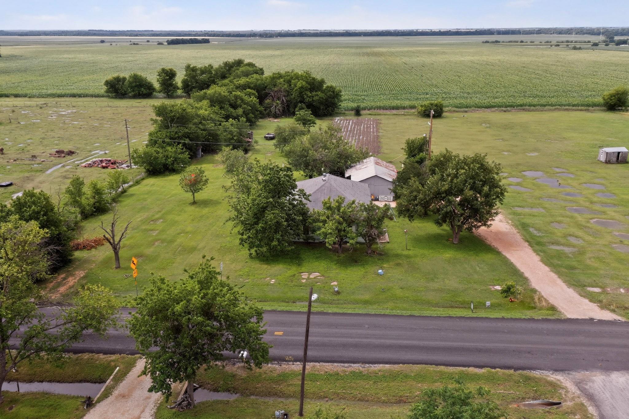 711 E Clark Street Bartlett TX 76511