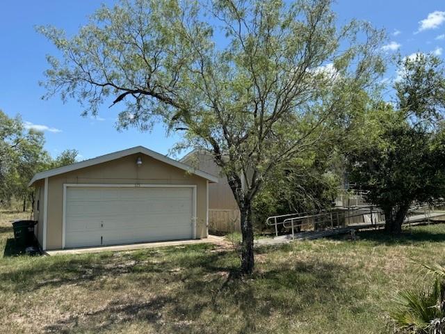 125 Country Road 3829 San Antonio TX 78253