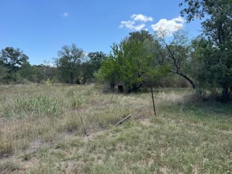 125 Country Road 3829 San Antonio TX 78253