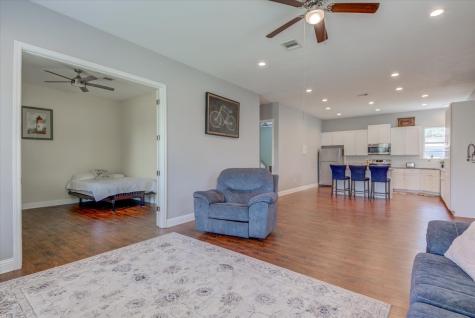 855 Aspen Lane Cottonwood Shores TX 78657