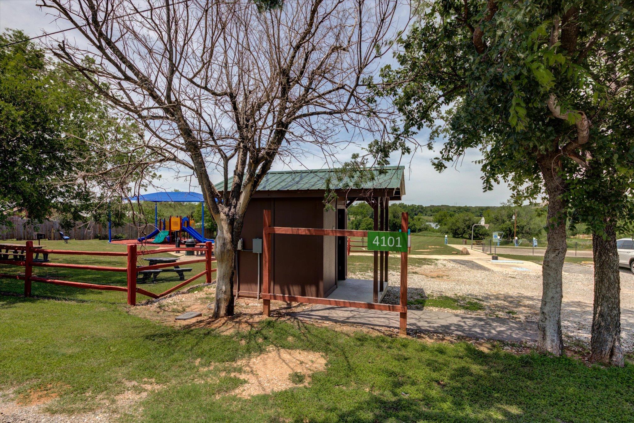 855 Aspen Lane Cottonwood Shores TX 78657
