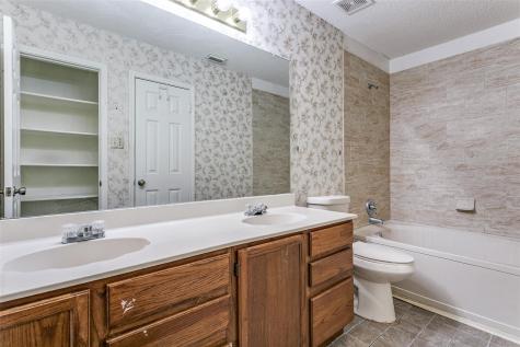 4223 Lakebend West Drive San Antonio TX 78244